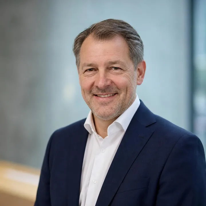 Dr. Andreas Kluge